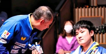 九游电竞-5000万砸出全家班底，张本四口全扎日乒，日本这步棋要掀翻国乒？|张本宇|日本乒协|张本美和|国家队|日本乒乓球协会_新浪体育_新浪新闻